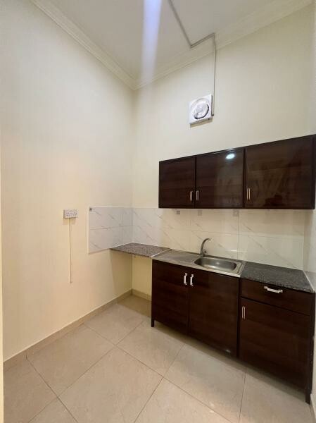No Commission! 1 BHK Ain Khaled - 3