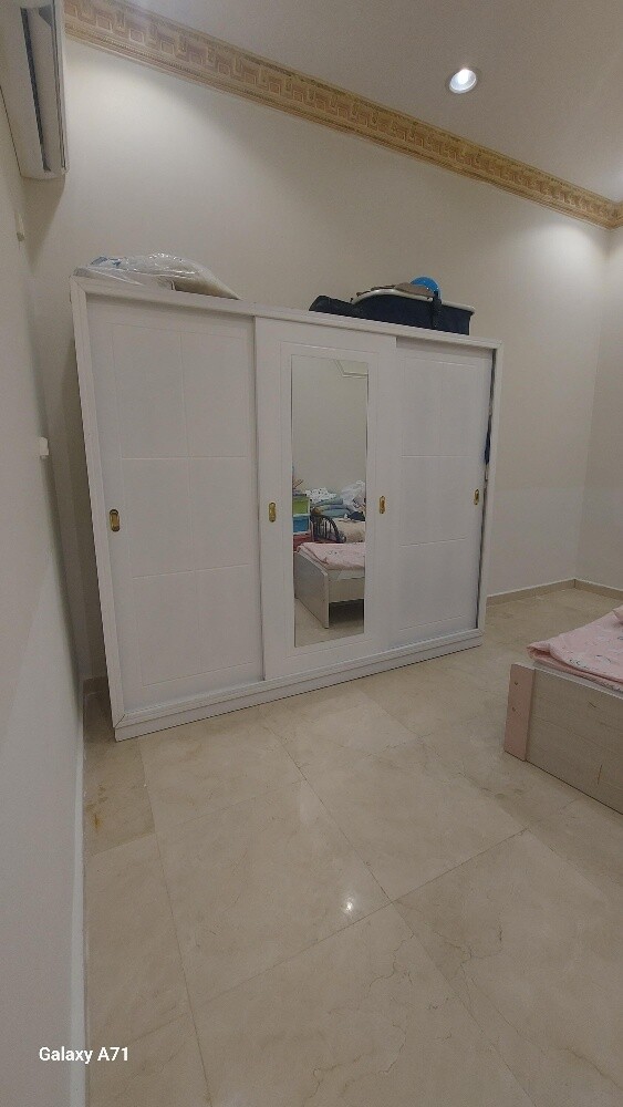 wardrobe - 1