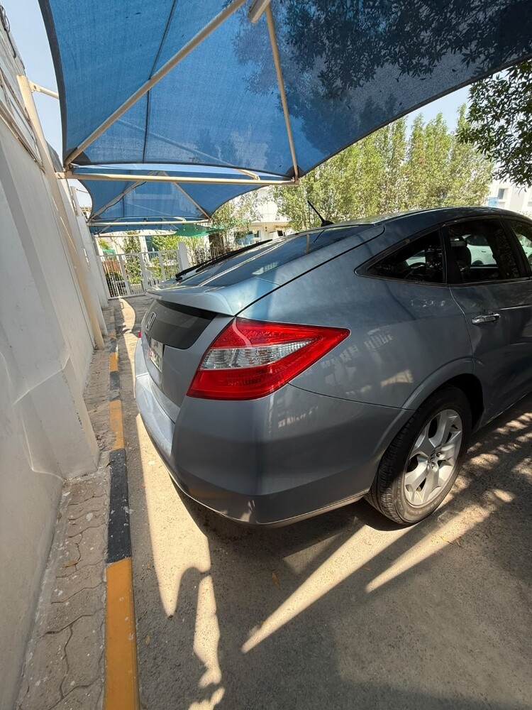Honda Crosstour - 4