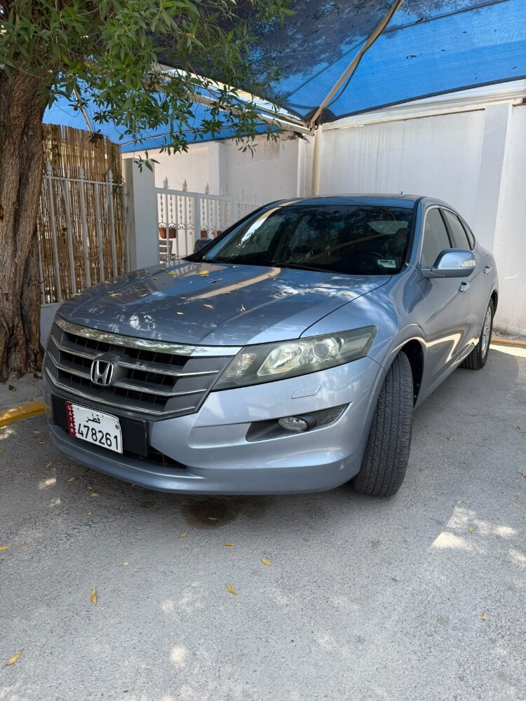 Honda Crosstour - 1