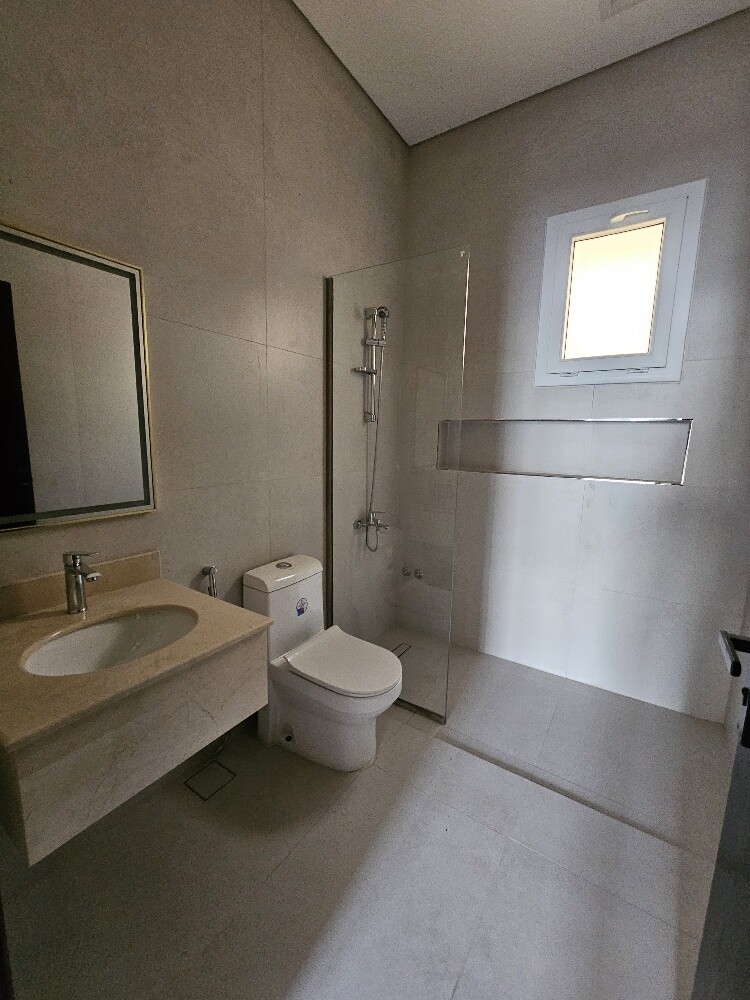 For sale: Brand new villa in Umm Ab - 13
