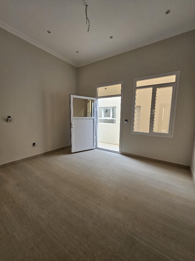 For sale: Brand new villa in Umm Ab - 8