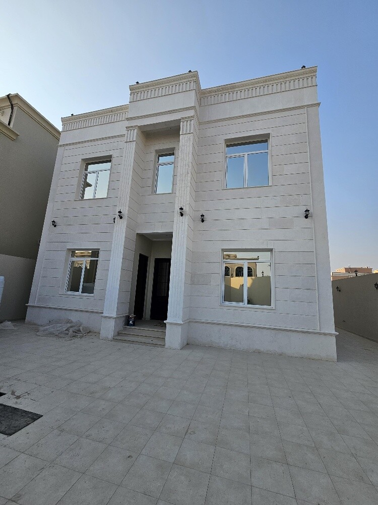 For sale: Brand new villa in Umm Ab - 2