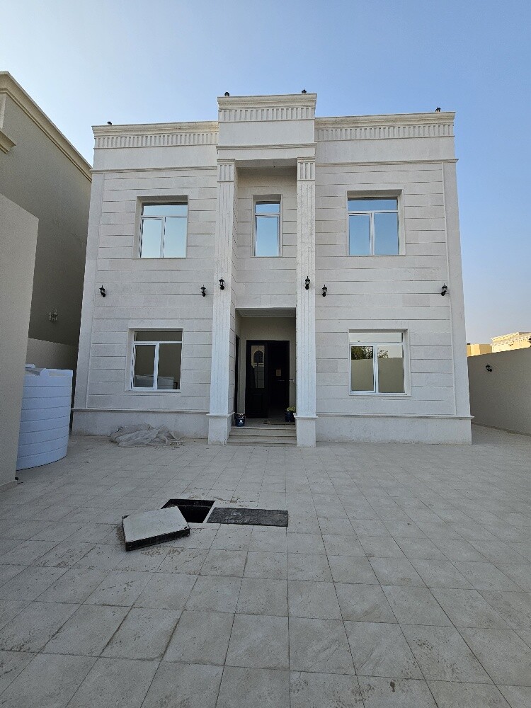 For sale: Brand new villa in Umm Ab - 3