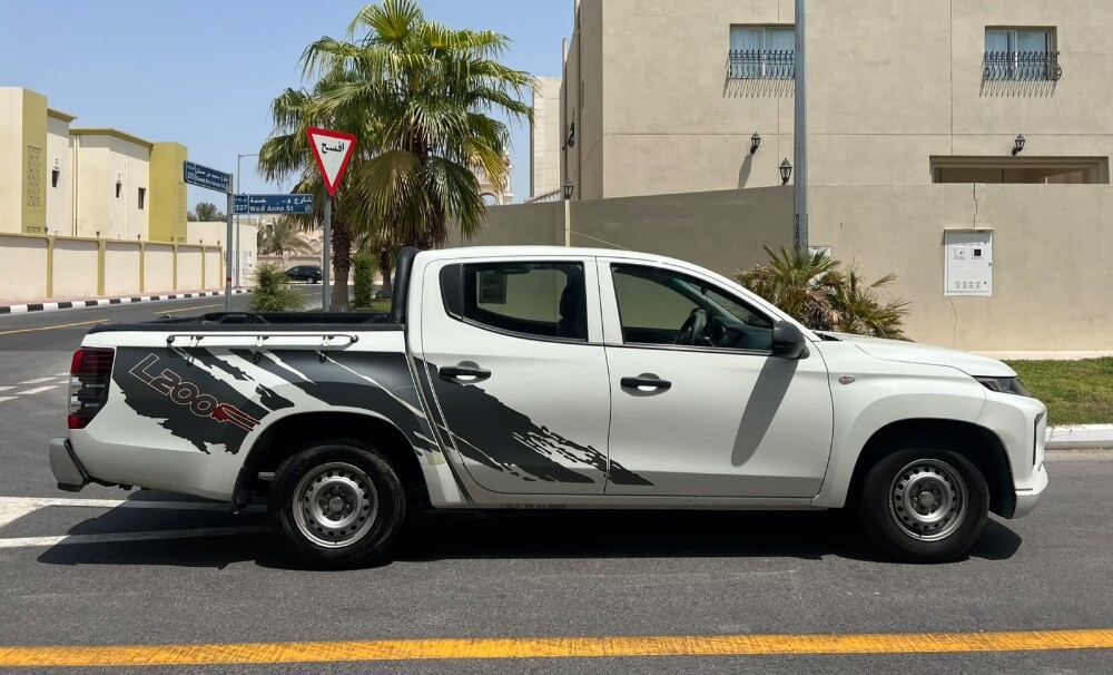 MITSUBISHI L200 - 6