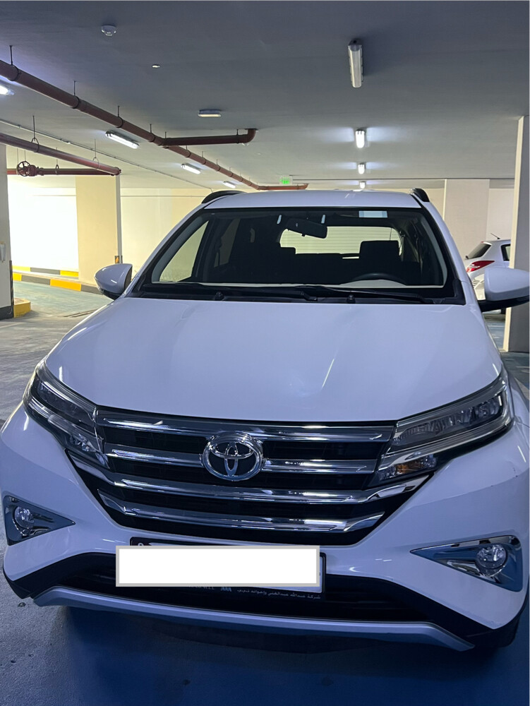 Toyota rush - 3