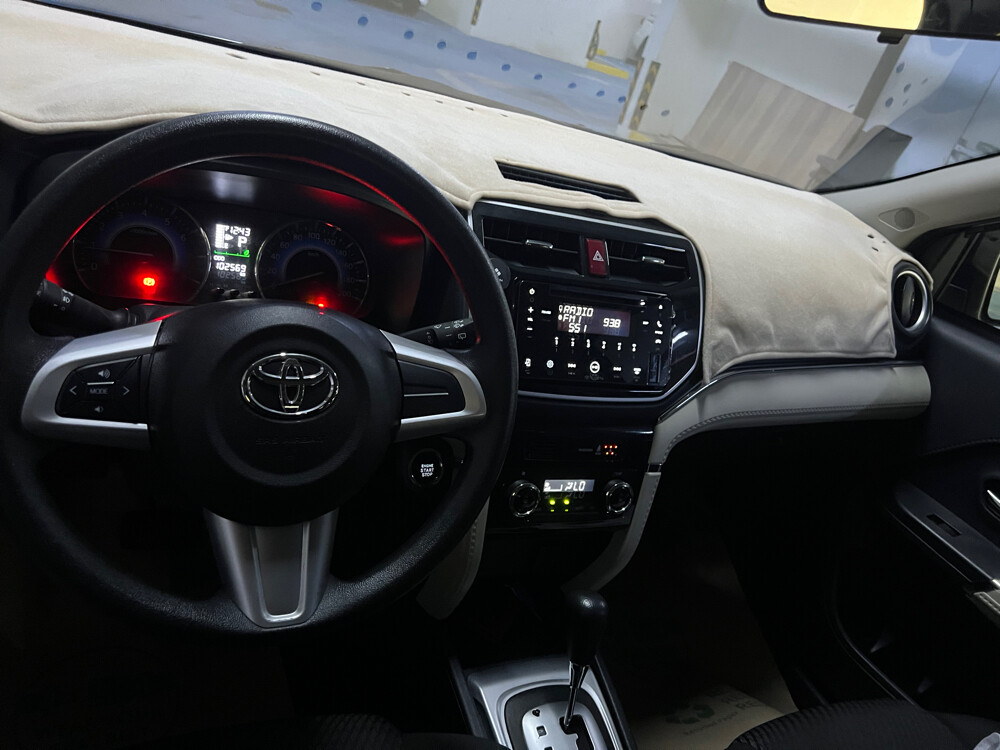 Toyota rush - 11