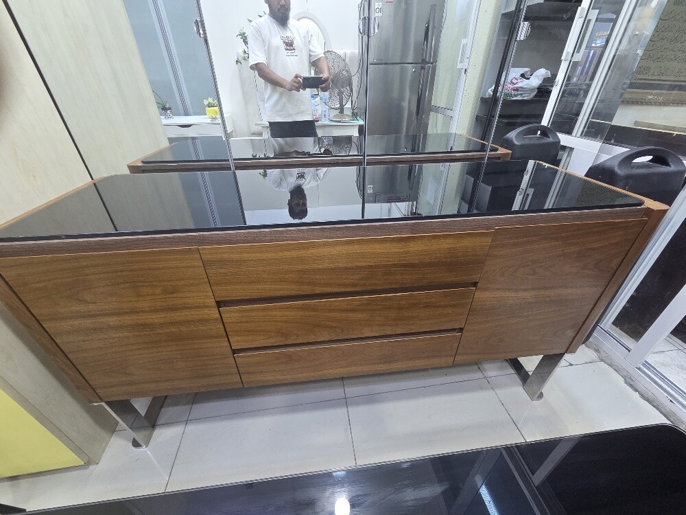 TV stand consultant for sale good - 9
