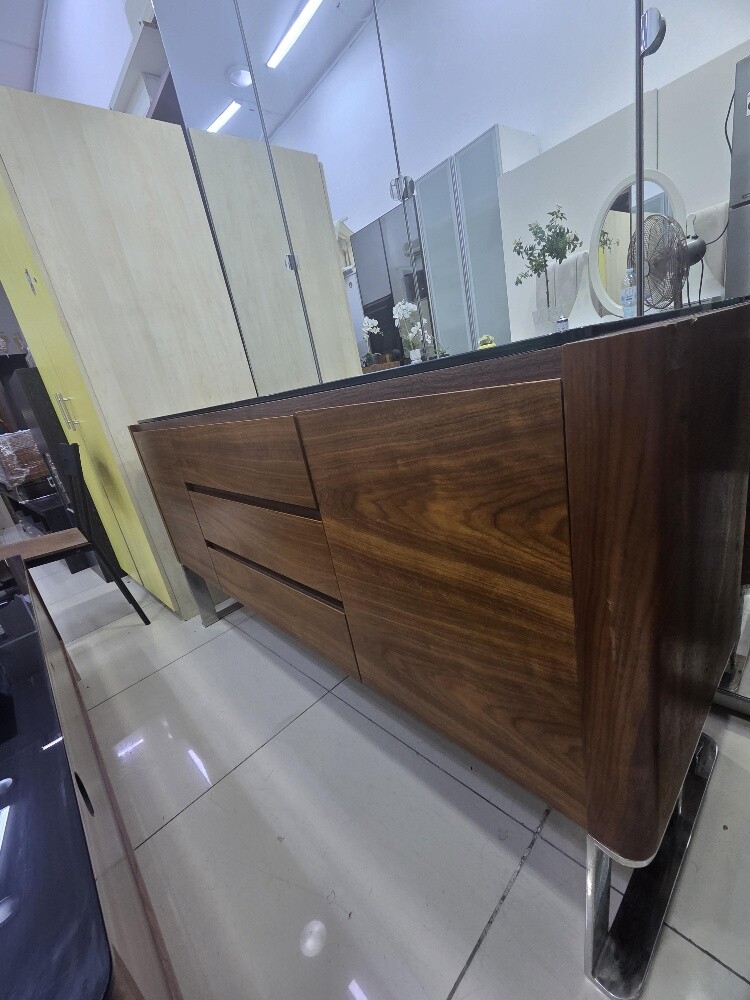 TV stand consultant for sale good - 5