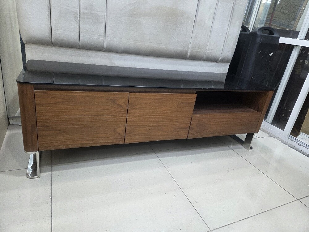 TV stand consultant for sale good - 4
