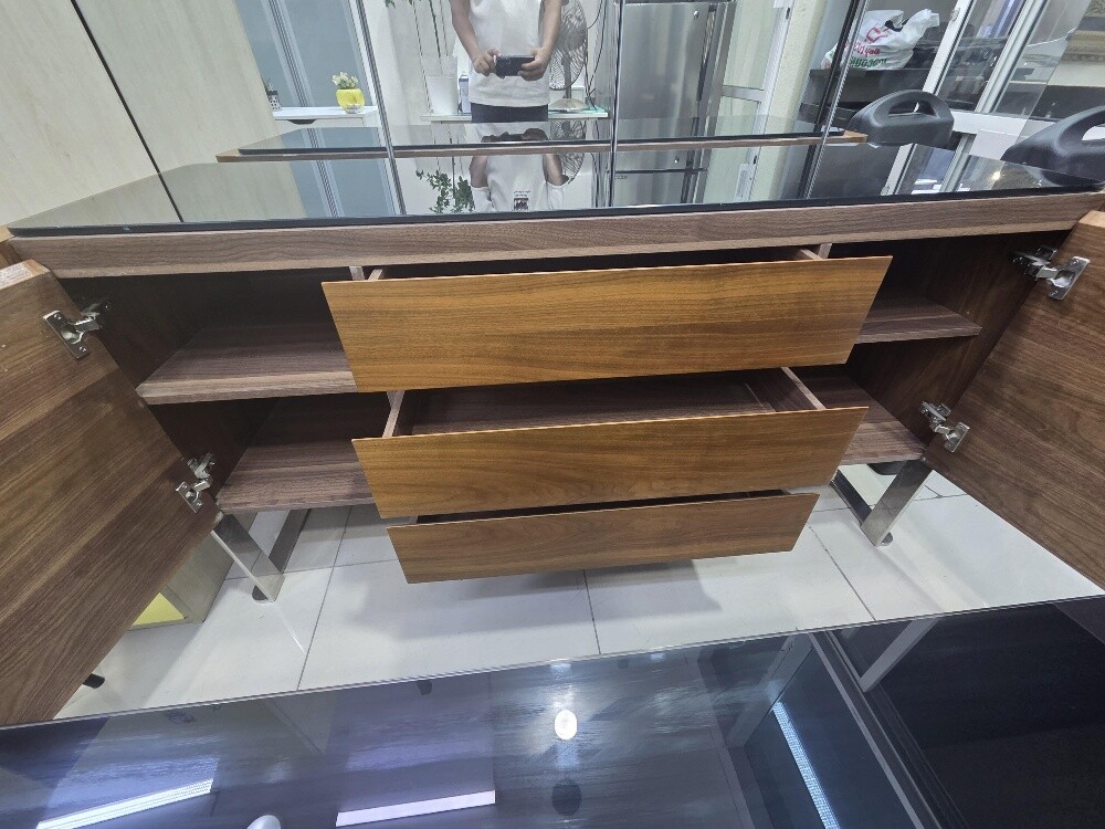TV stand consultant for sale good - 8