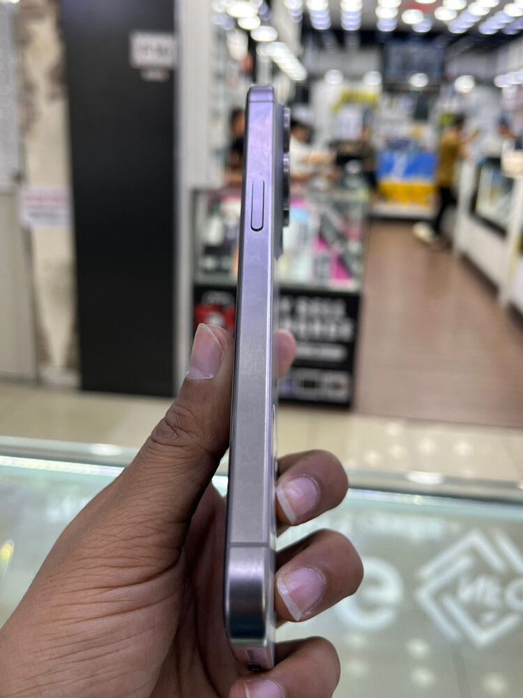 iphone 15 pro max  - 4