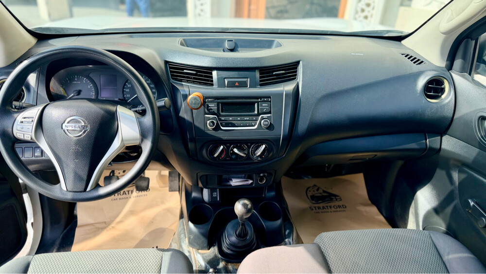 Nissan Navara 2019 perfect conditio - 2