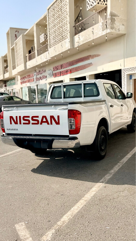 Nissan Navara 2019 perfect conditio - 4