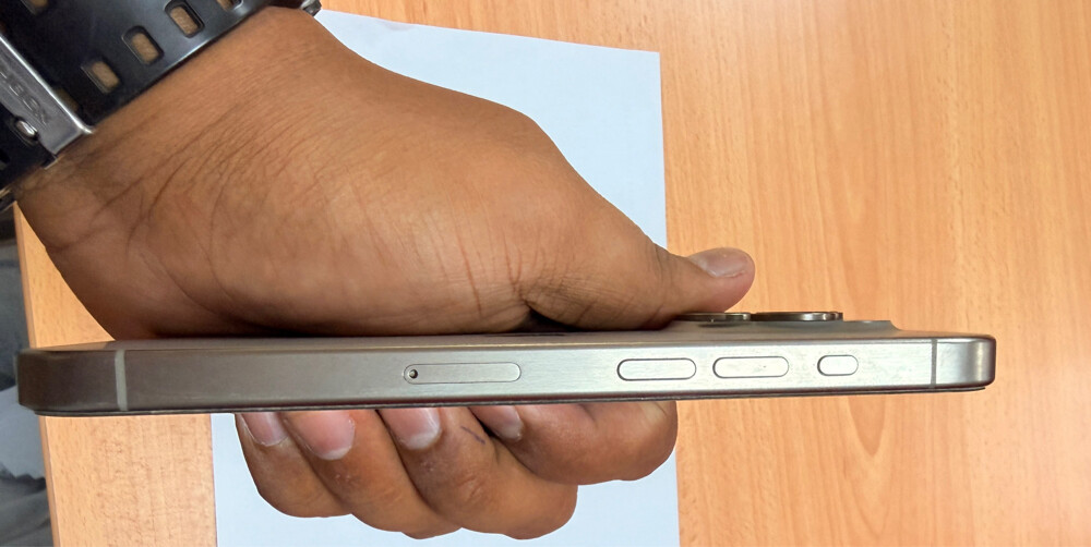 iPhone 15 Pro 256GB Natural Titaniu - 5