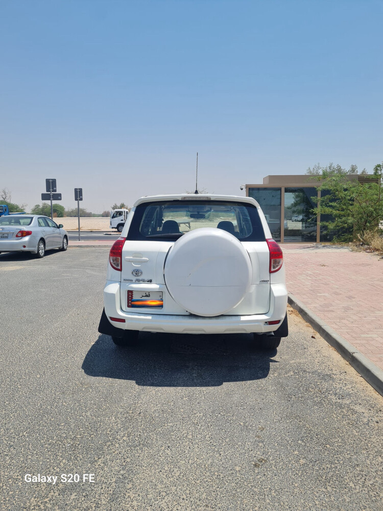 Toyota RAV4 - 4