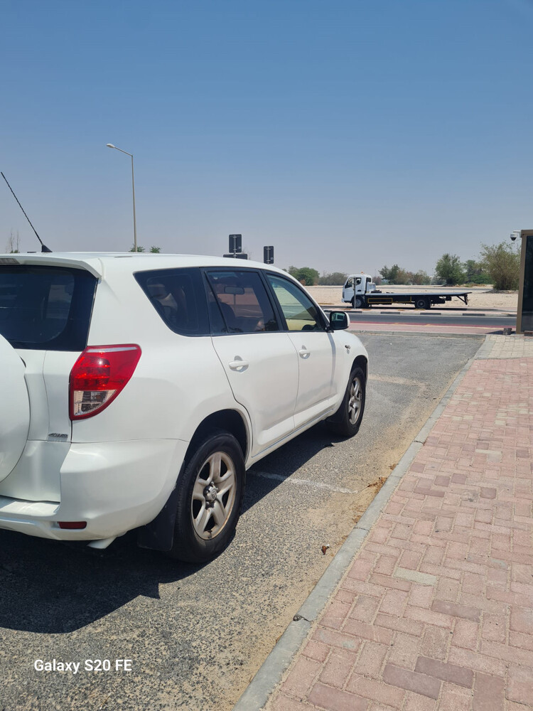 Toyota RAV4 - 3