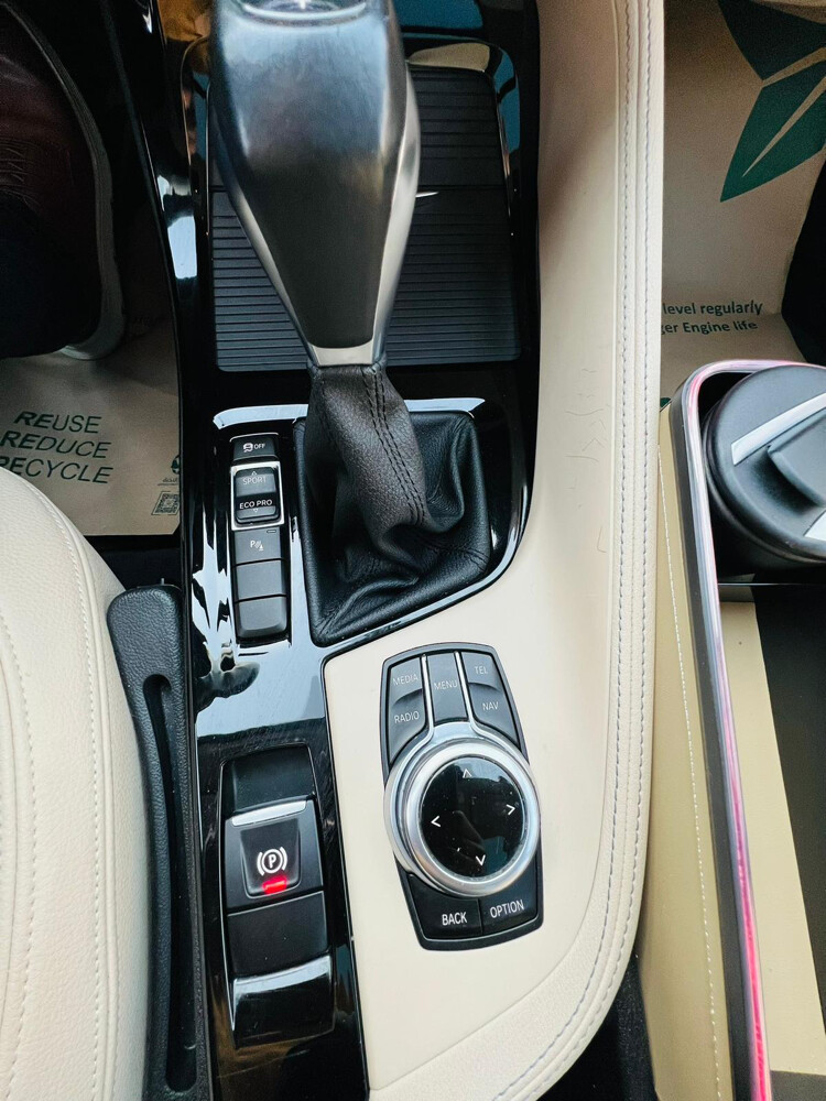 BMW. x1 - 2
