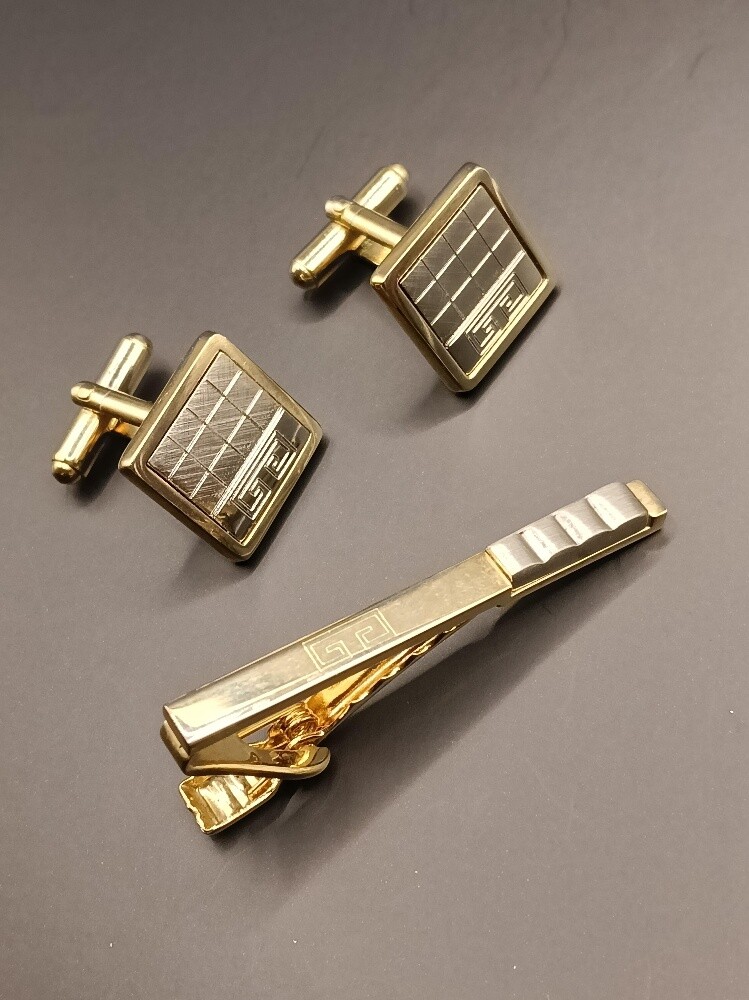 Preloved Branded Cufflinks Tie Pins - 6