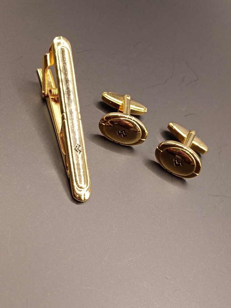 Preloved Branded Cufflinks Tie Pins - 11