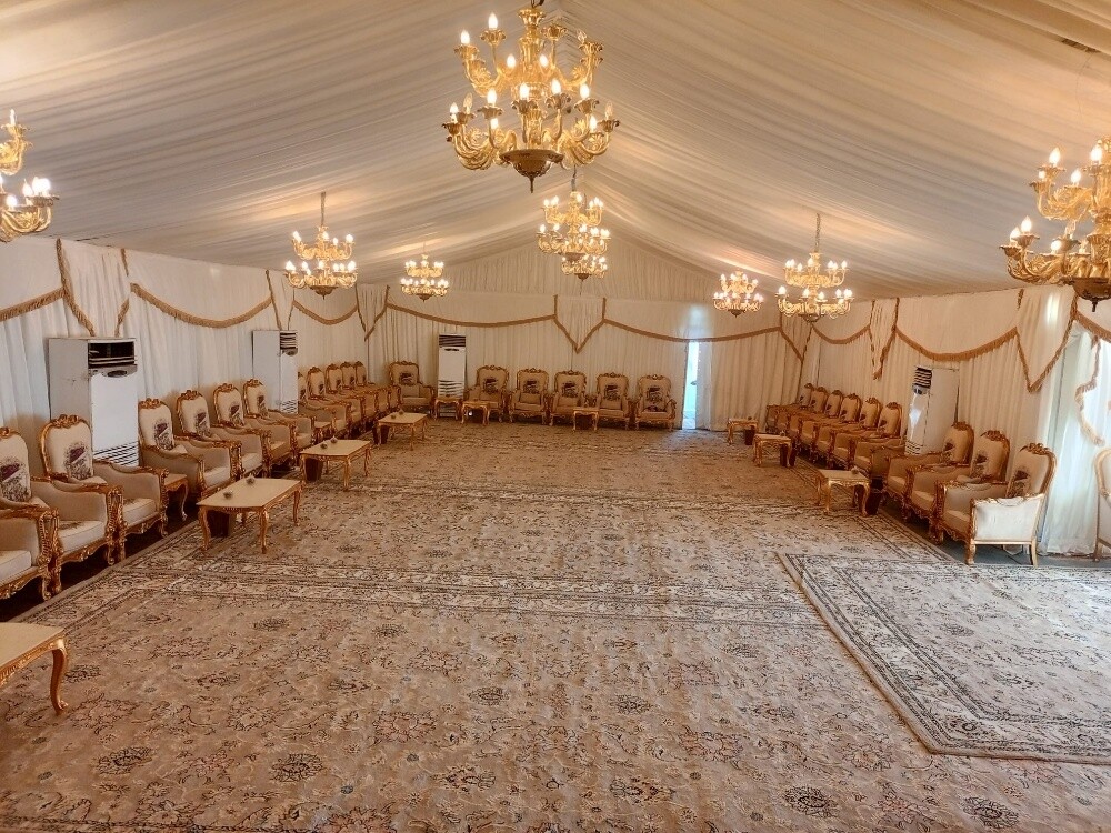 خيام ملكية - 1