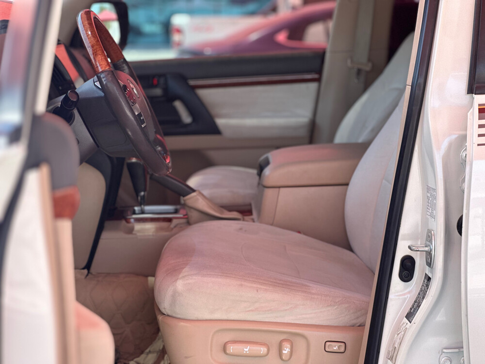 Landcrusier GXR V8 2015  - 14