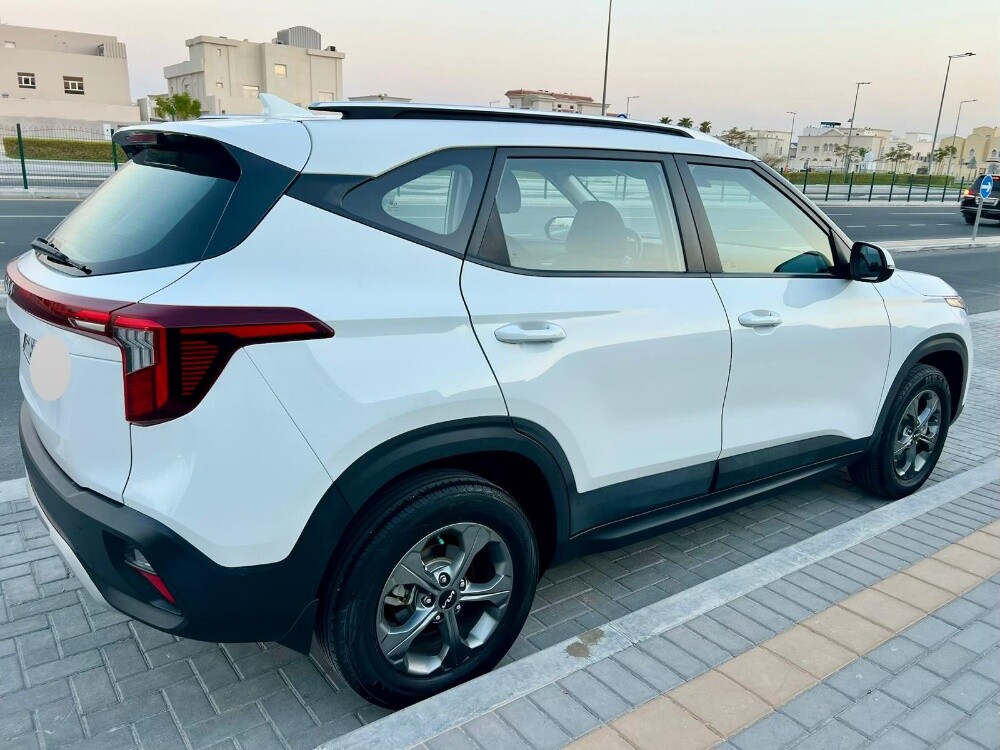 Kia Seltos - 4