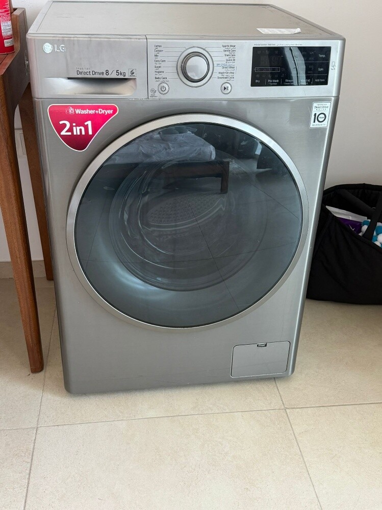 LG Washer-Dryer 2-in-1 - 1