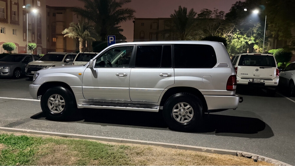 Lexus 2007 | LX470 (272k km) - 4