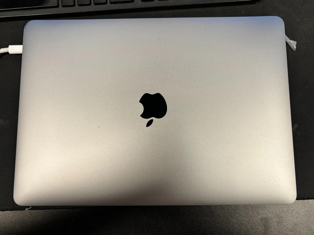 MacBook Pro 13-inch (2016) for Sale - 3