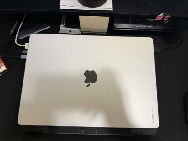 16-inch Macbook Pro: M5 Pro - 3