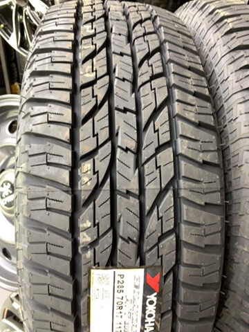 285/70r17 G015 Yokohama  - 3
