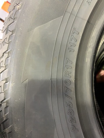 285/70r17 G015 Yokohama  - 2