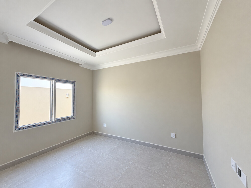 للبيع فيلا ام عيبريه 633متر - 10