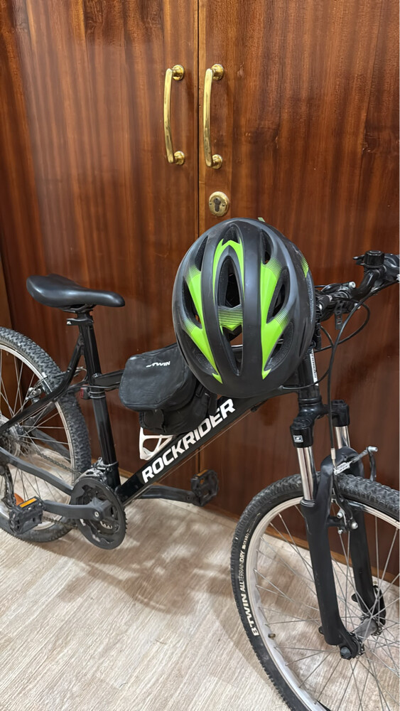 Two high-quality bikes and gear - 7