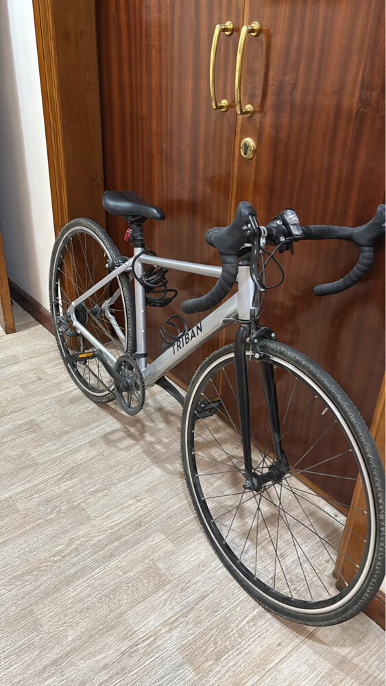 Two high-quality bikes and gear - 2