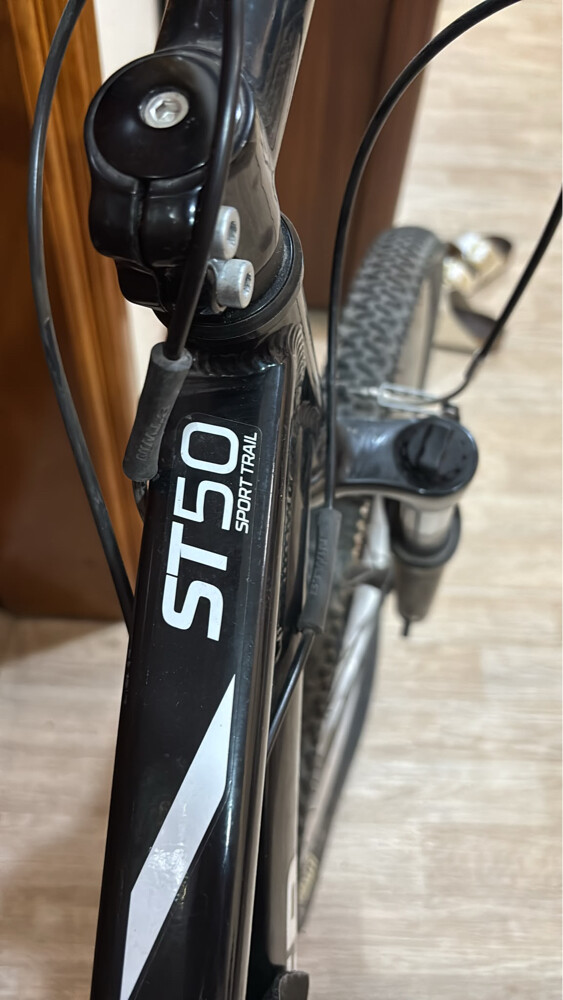Two high-quality bikes and gear - 5