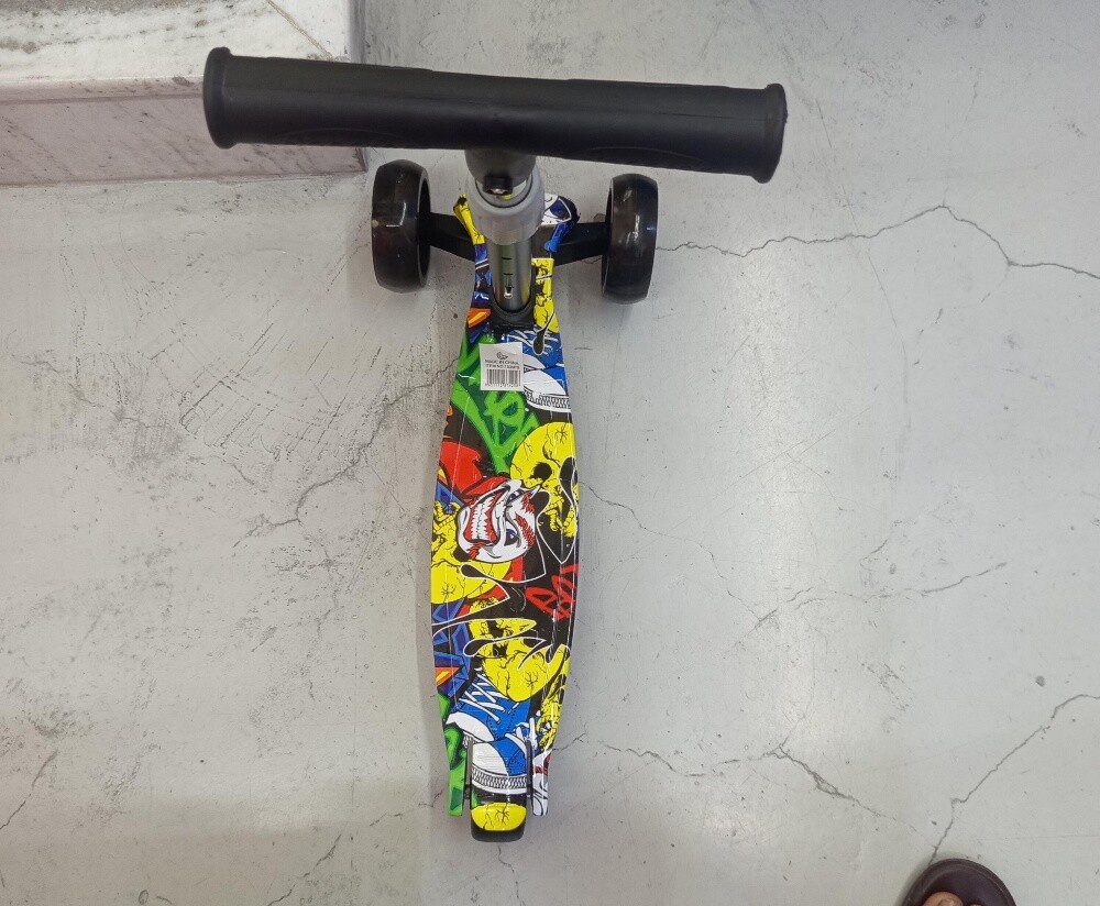 URGENT SELLING SCOOTER, SKATEBOARD - 5