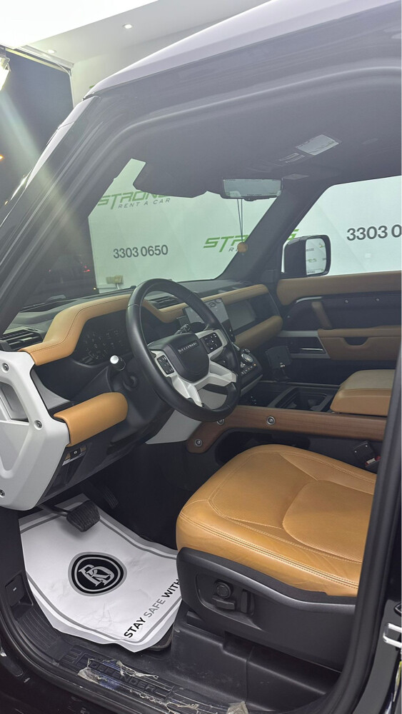Land Rover - 3
