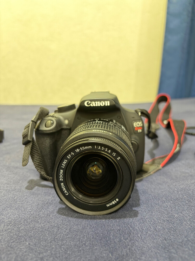 Canon Rebel t5 (1200d) - 5