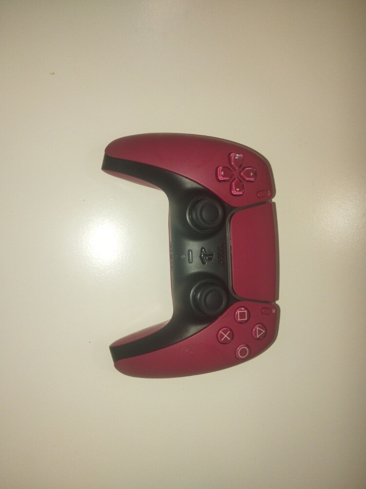 sony 5 hand - 1