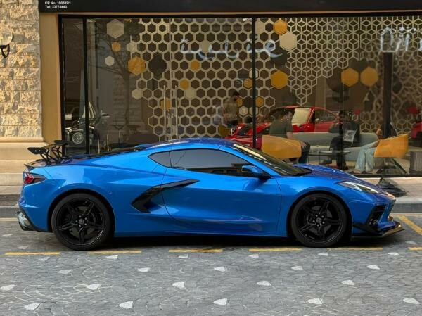 Chevrolet Corvette C8 Stingray - 3