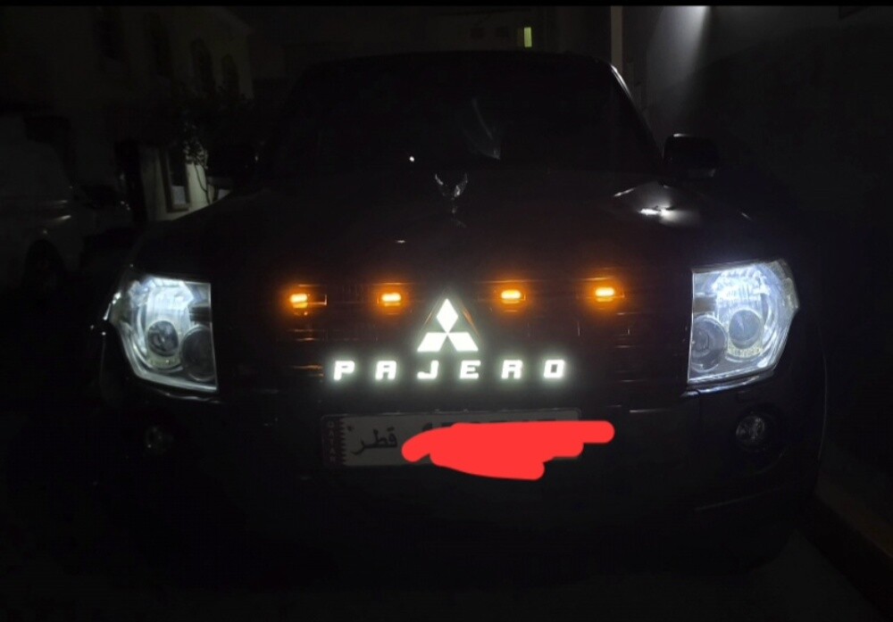 mitsubishi pajero 2009 full option - 3