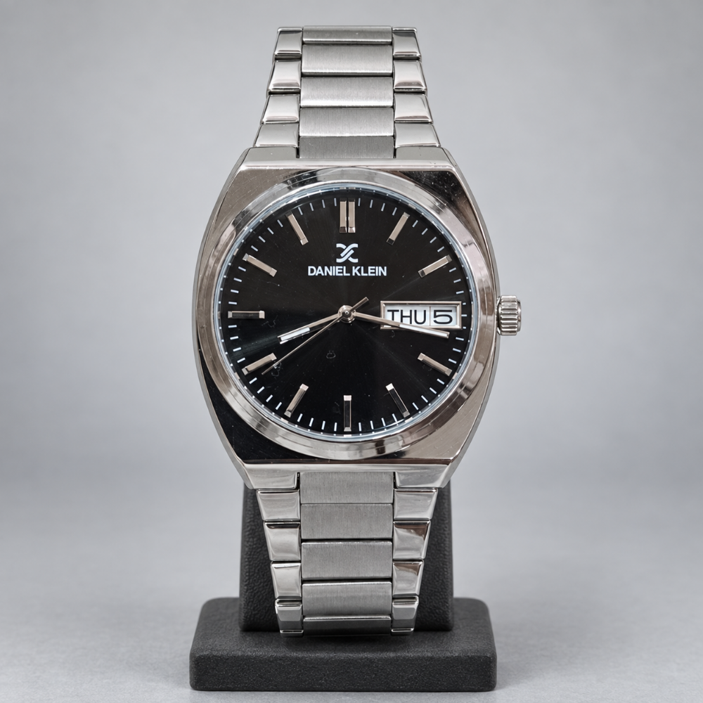 Watches for sale (QR100 to 1,500) - 3