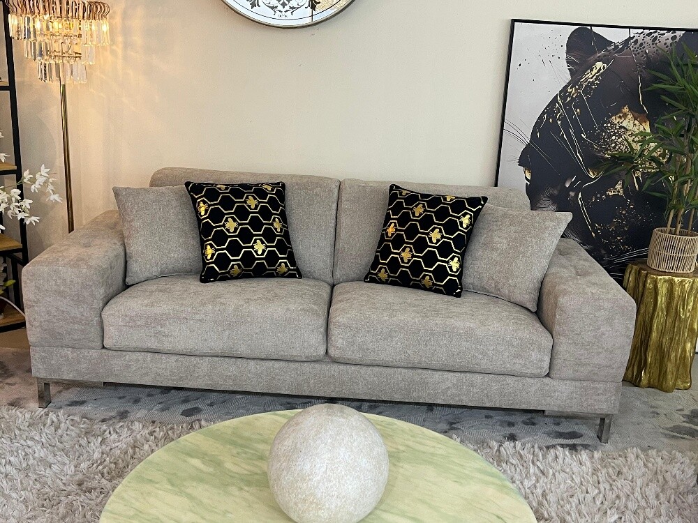 Luxury sofa set for sell - 3