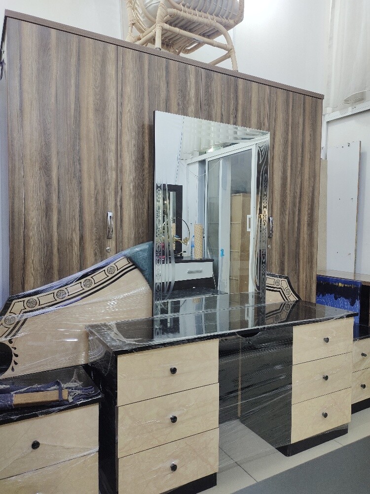 King size bedroom set for sale - 2