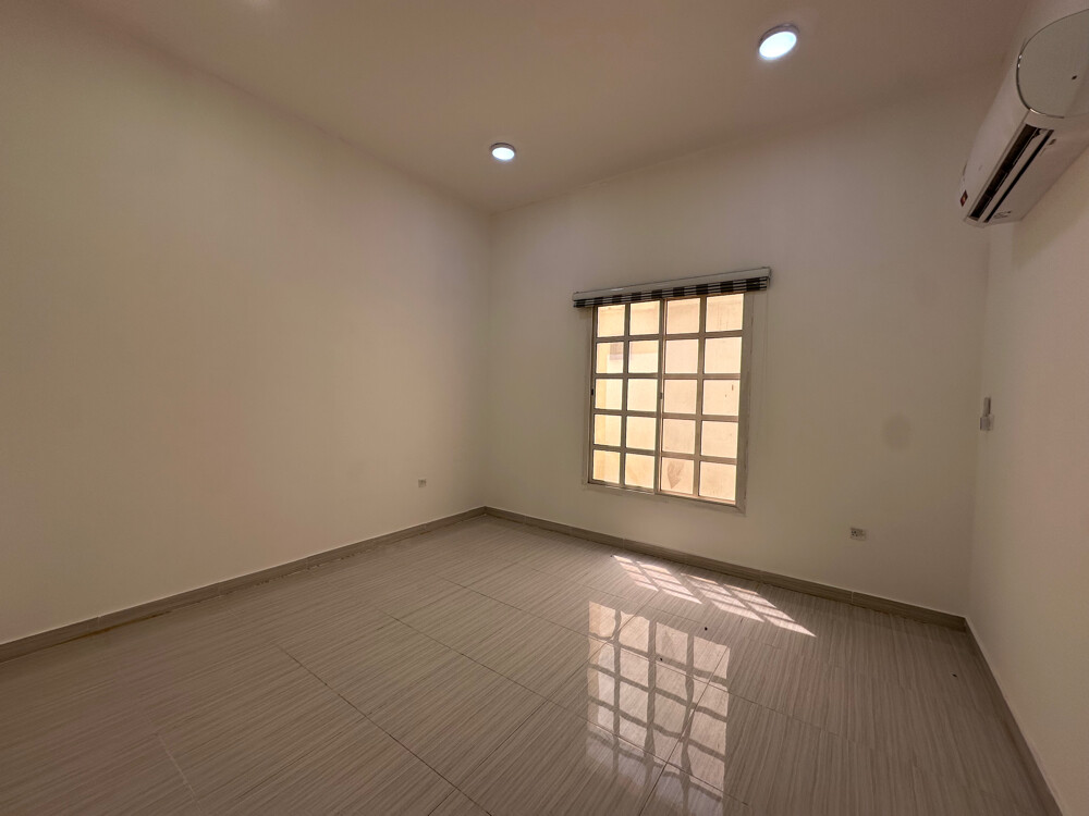 Big flat in mashaf wakrah - 2