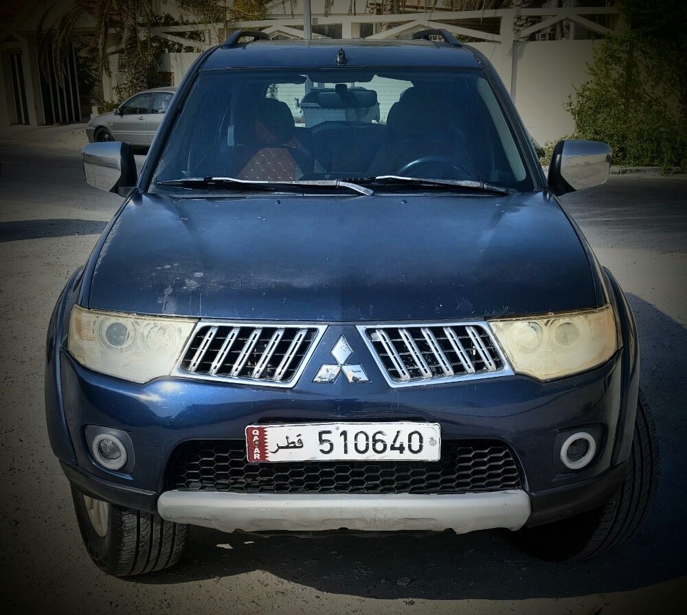Pajero sport 2012 - 1