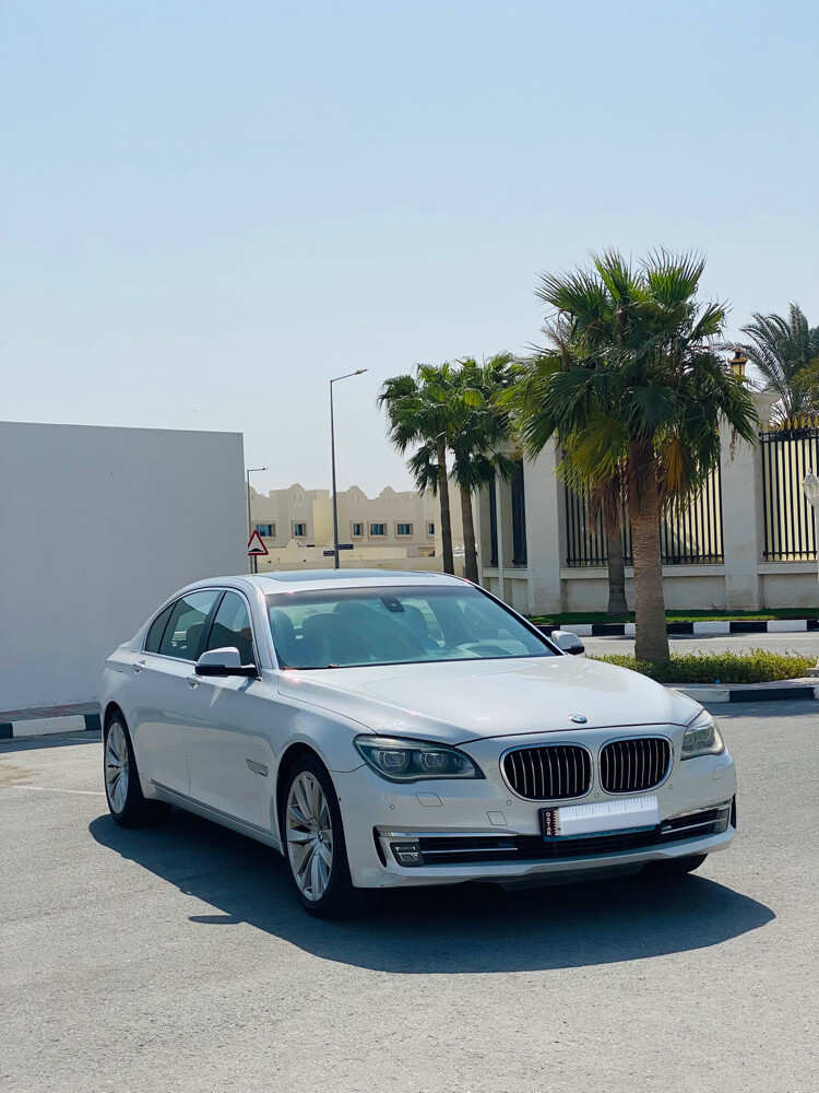 BMW  - 4
