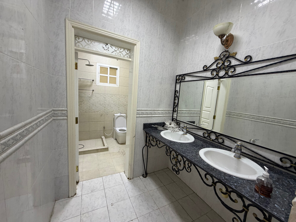 Luxury Villa for Rent – Al Duhail - 22